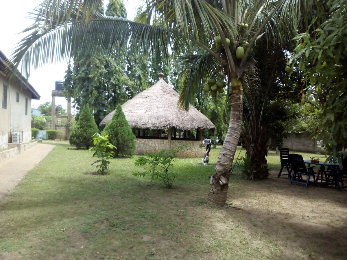 Hotel Royal Kpalime Exterior photo